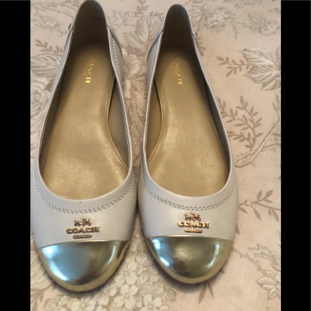 Never worn Coach ballet flats size 7
